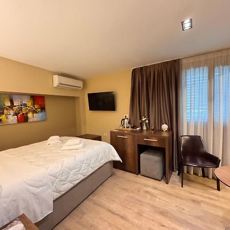 4R Colombo Hotel Tirana Exteriör bild