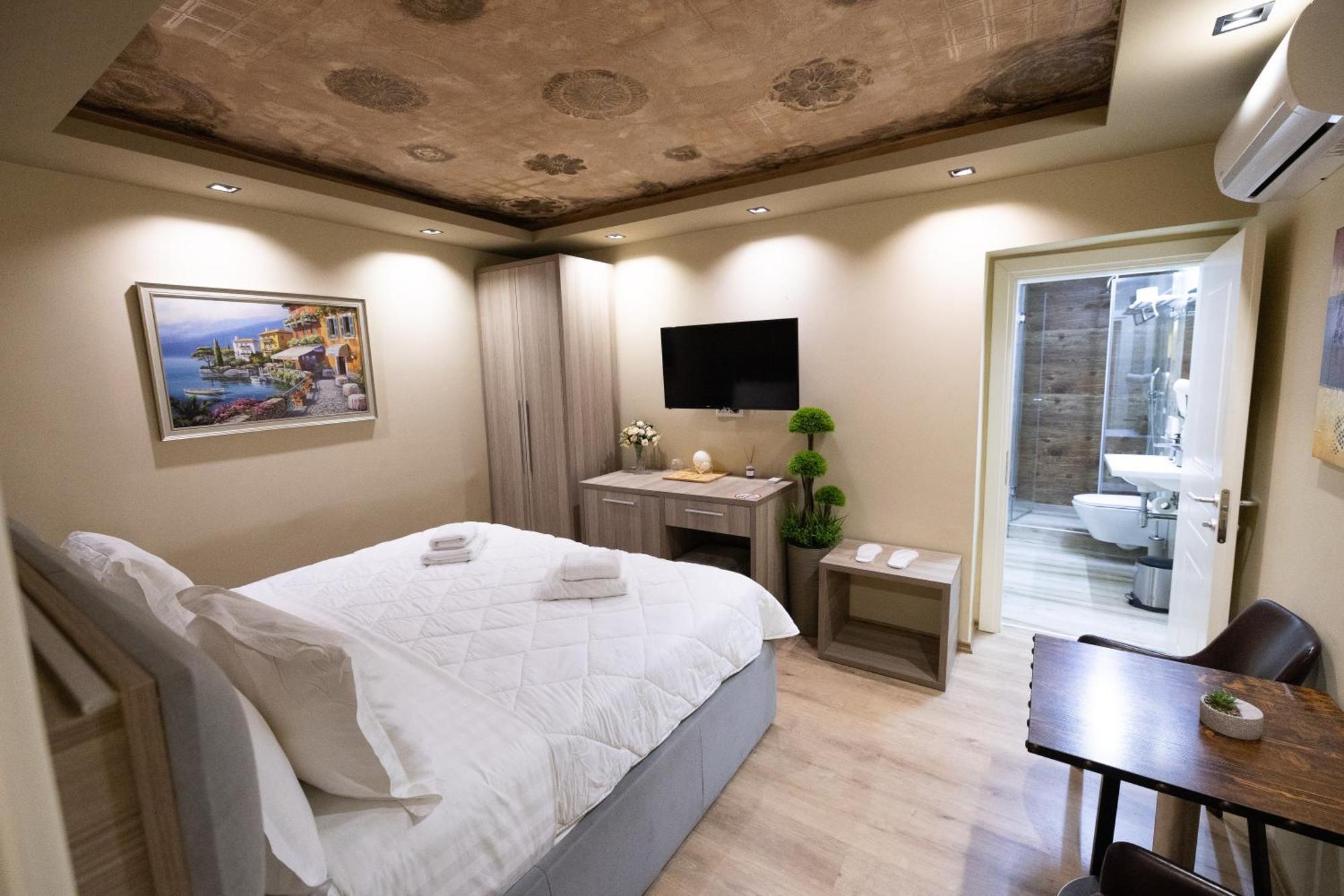 4R Colombo Hotel Tirana Exteriör bild