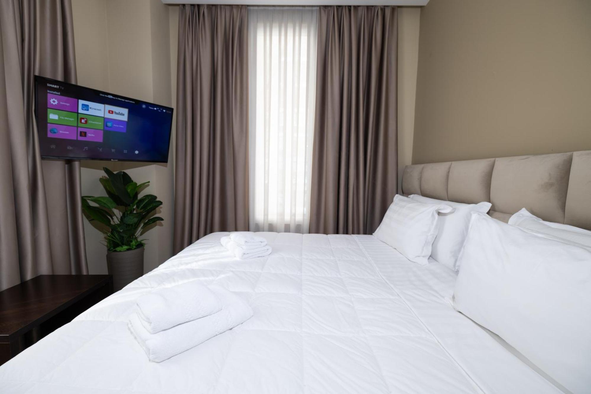 4R Colombo Hotel Tirana Exteriör bild