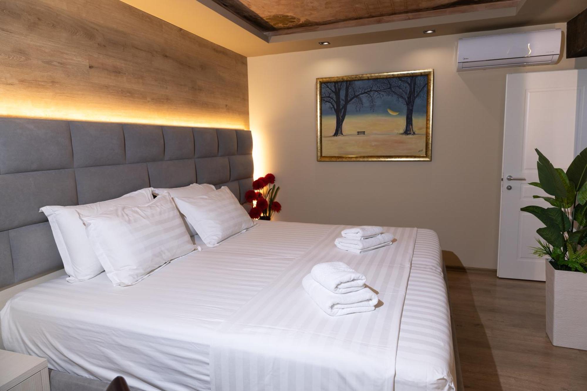 4R Colombo Hotel Tirana Exteriör bild